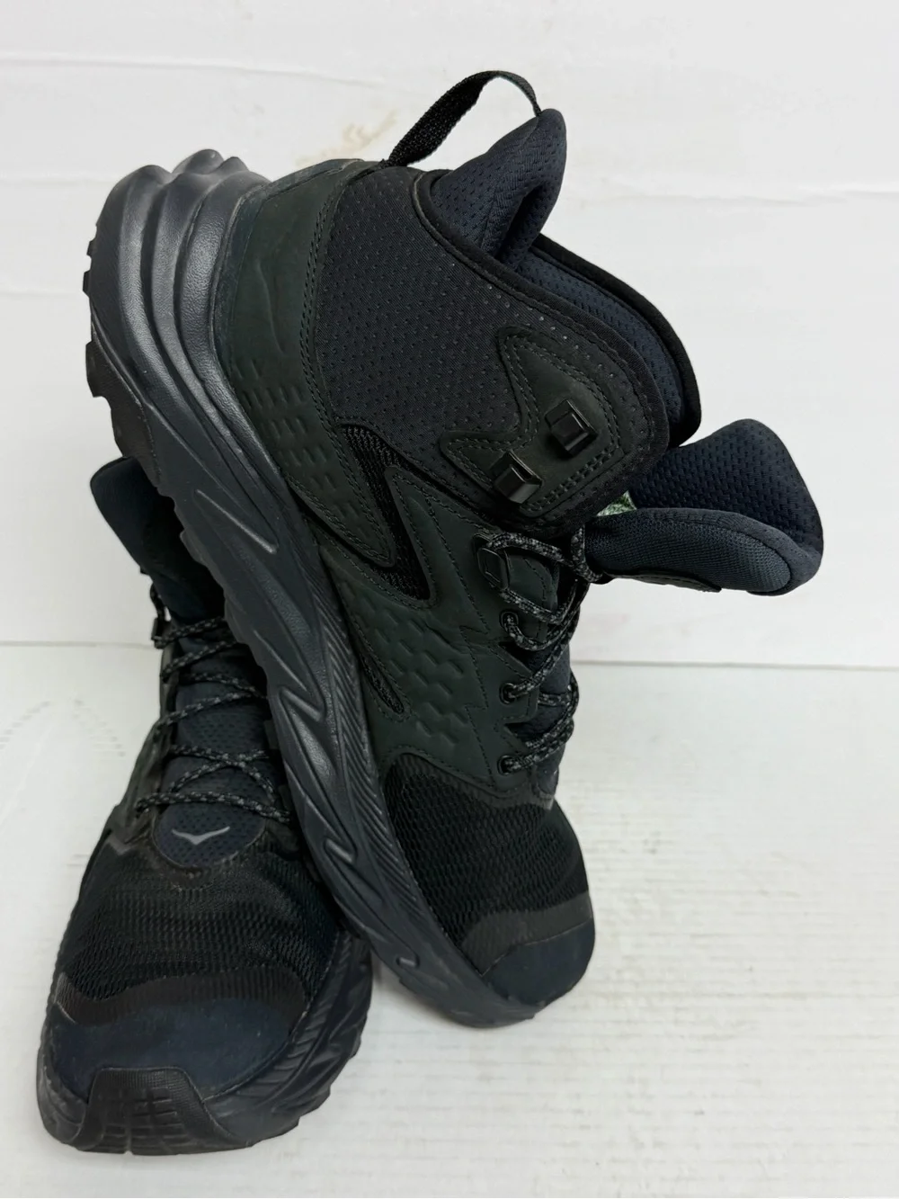 Hoka Anacapa 2 Mid GTX GORE-TEX Mens 12.5D Triple Black Hiking Boots WORN TWICE